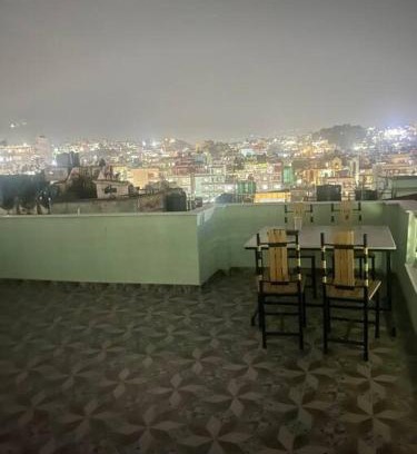 Kathmandu Apartamento | Expediya Holiday House - Full Furnish 2 BHK Roof Top Flat in Kathmandu