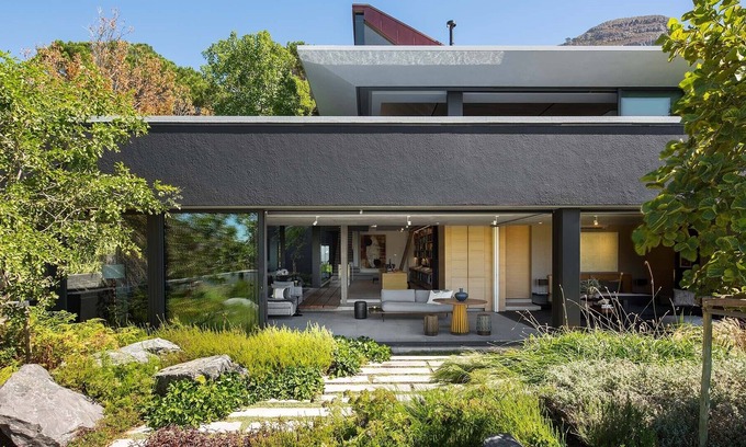 Cape Town City Centre Villa | Experience Cape Kloof Villa in Higgovale