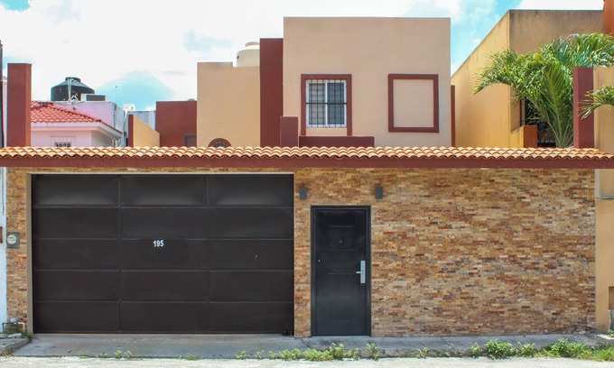Colonia Adolfo Lopez Mateos Casa | Experience Cozumel from Casa Terry: Comfortable, centrally located and with pool