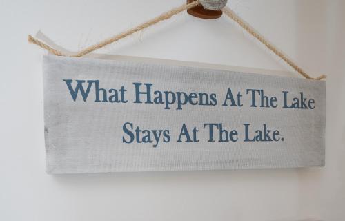 Spring Lake Casa | Experience lakeside luxury at Sunset Cove, a spacious 5-bedroom home