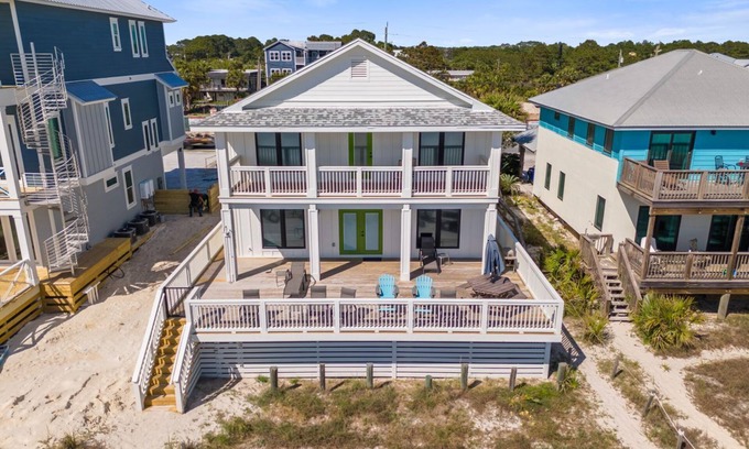 Lullwater Beach On Gulf Of Mexico Casa | Experience luxury at the Diamond in the Rough! 5-bedroom beachfront home in Pier Park Area