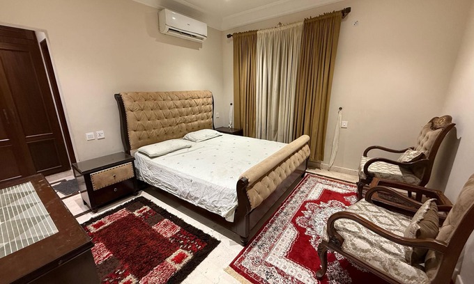 Islamabad Casa | "Experience Luxury & Comfort – Your Ultimate Retreat at The Luxe Residency!"