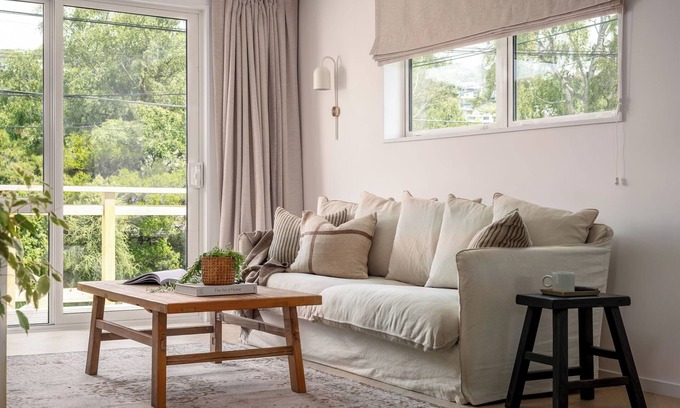 Cashmere Casa | Experience Luxury and Serenity: Your Perfect Riverside Retreat!