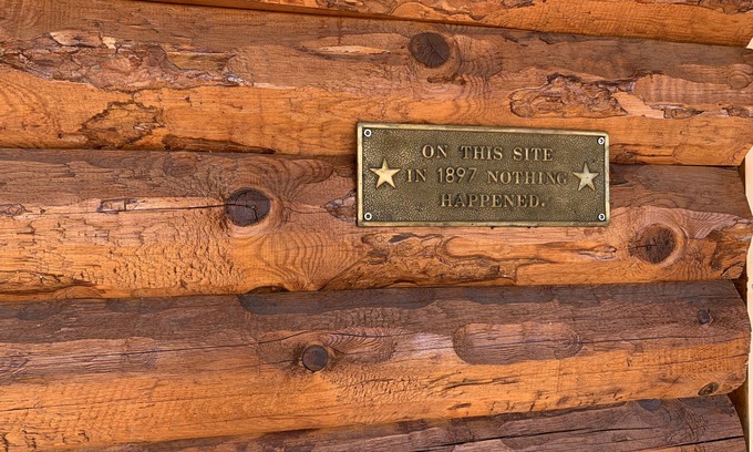Edgemont Casa | Indian Canyon Cabin