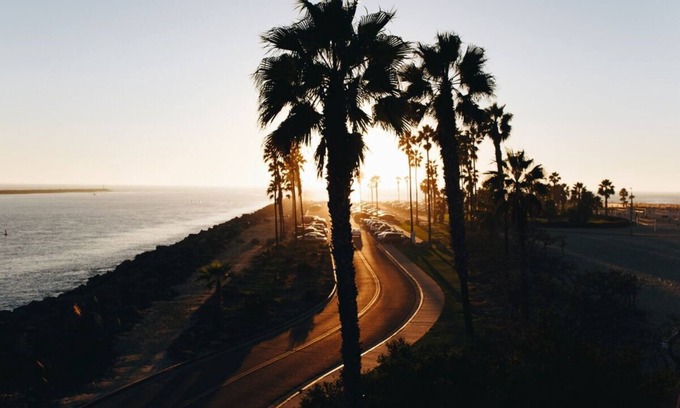 Old Town Hotel | Experience San Diego's Western Charm at Old Town! Comes w/ Free Breakfast!