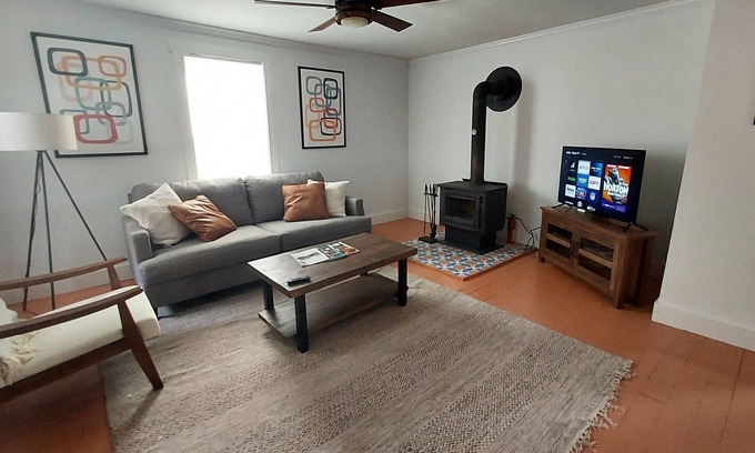 Lewisburg Casa | Experience small town living in a spacious duplex!