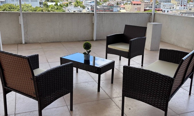 Port Louis Apartamento | Experience the Best Rooftop Stay in Port-Louis!