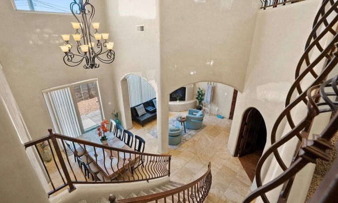 Los Duranes Casa | Experience the charm of Tuscany in the heart of Albuquerque!