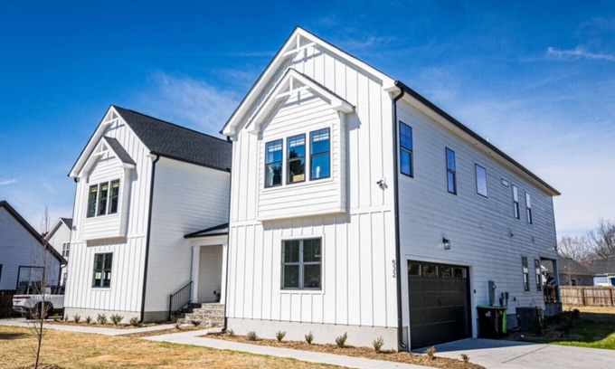 Apex Casa | Experience "The Grande 532" in Downtown Apex!