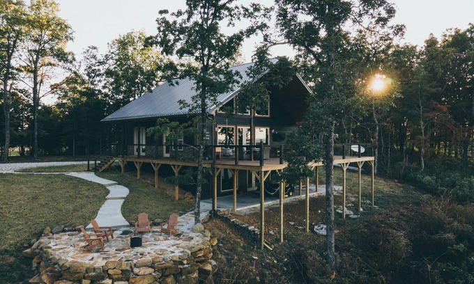 Jasper Cabina | Experience the most stunning views the Ozarks have to offer