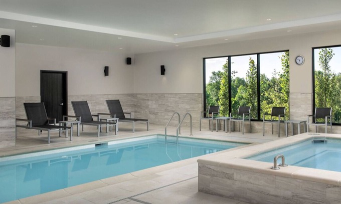 Bozeman Casa | Explore Bozeman in Mountain Hotel! Indoor Pool, FREE Breakfast, Pets Allowed!