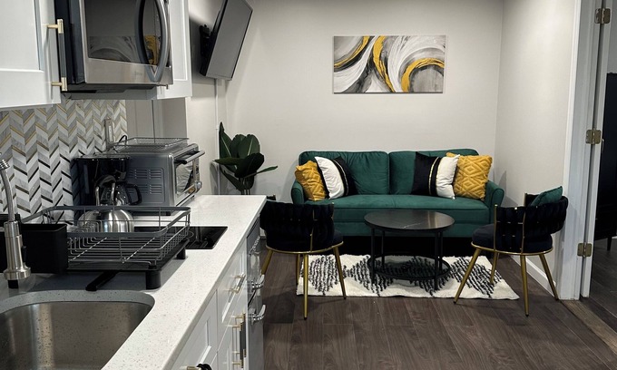 Orange Apartamento | Express 2 Bedroom Haven near Airport in Orange, NJ