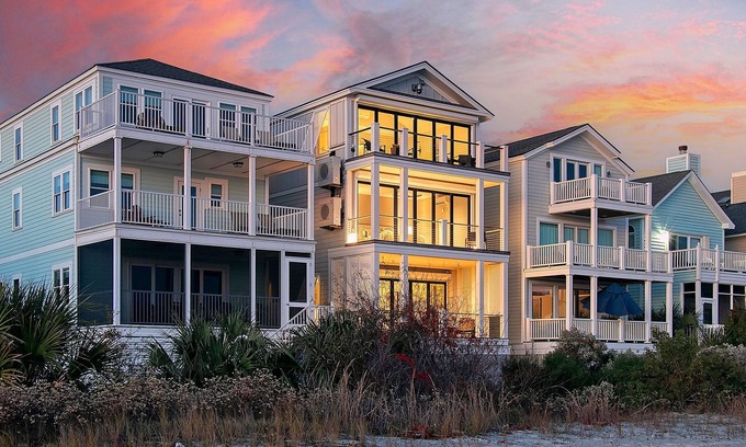Isle of Palms Casa | EXQUISITE 5BR Wild Dunes Grand Pavilion Oceanfront Home
