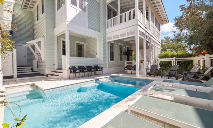 Watercolor Casa | EXQUISITE LUXURY HOME w/ POOL, LSV, BIKES! NEXT TO CAMP WATERCOLOR! Pet