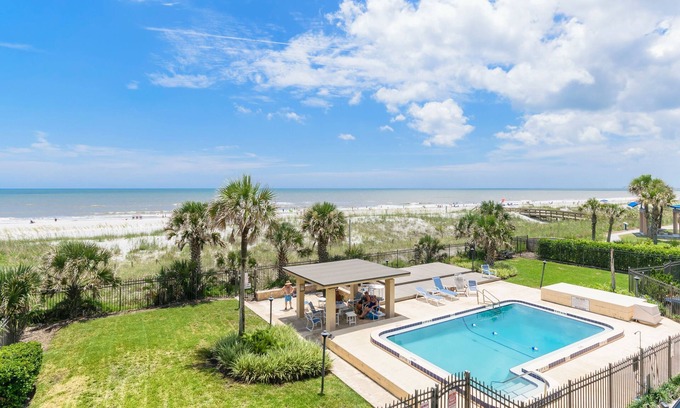 Jacksonville Beach Condominio | Exquisito condominio frente al mar con acabados de diseño