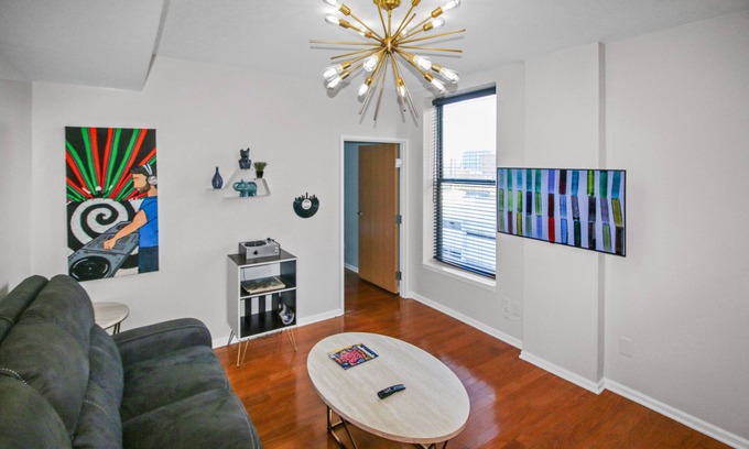 Downtown Indianapolis Condominio | Exquisito condominio en el último piso, corazón del centro de Indy