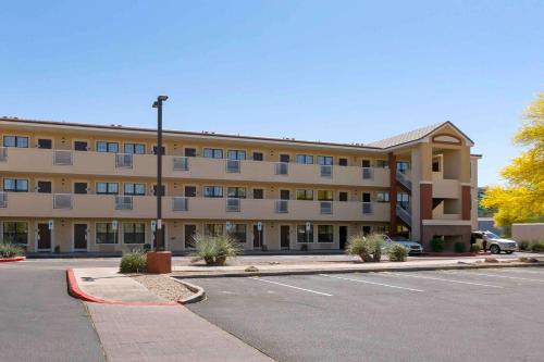 North Scottsdale Hotel | Extended Stay America Select Suites - Phoenix - Scottsdale - North