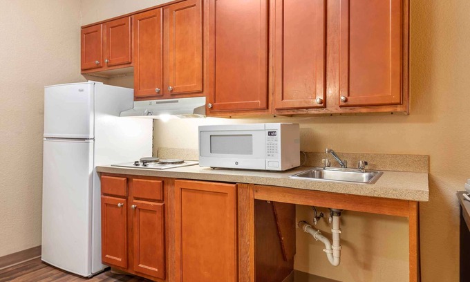 Far North Dallas Hotel | Extended Stay America Suites Dallas Frankford Road