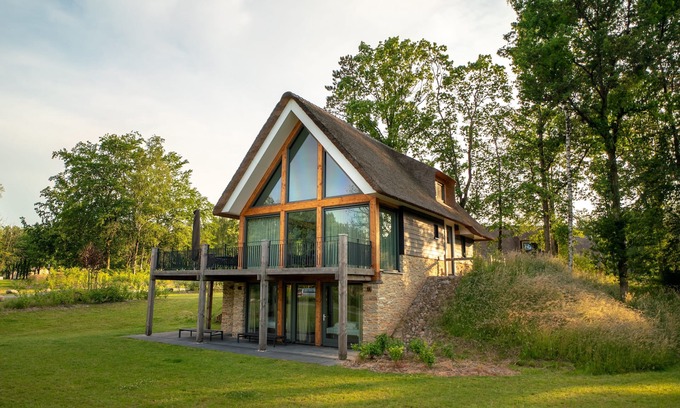 Exloo Casa | Extra luxurious 8-person holiday home at the Landal PUUR Exloo holiday park