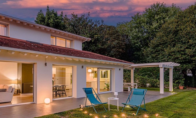 Somo Chalet De Esquí | VILLA "EL PUNTAL" a 500 m. de la PLAYA DE SOMO