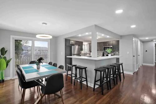 Forestview Casa | Extravagance in Schaumburg