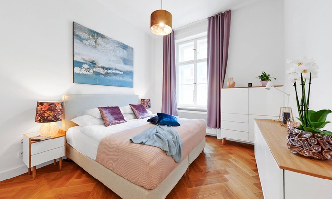 Nove Mesto Apartamento | Eye-Catching Central Apartment with Luxury Touches