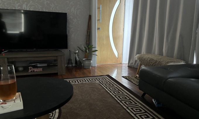 Woodridge Casa | Eyre street penthouse