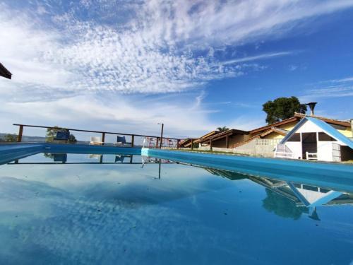 Terra Preta Casa | Férias com Piscina e Diversão, Reserve a Chácara Delira!