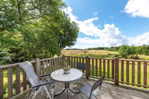Borgsum Apartamento | Föhr you! Wohnung 1 - Ruhige Wohnung mit Balkon & Meerblick