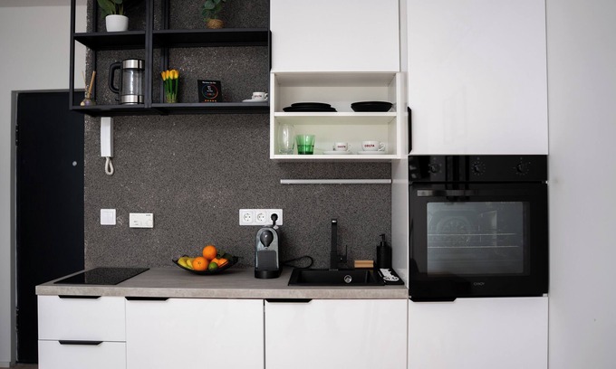 Nepszinhaz negyed Apartamento | f5 studio Budapest 211 - is a stylish apartment located in the downtown