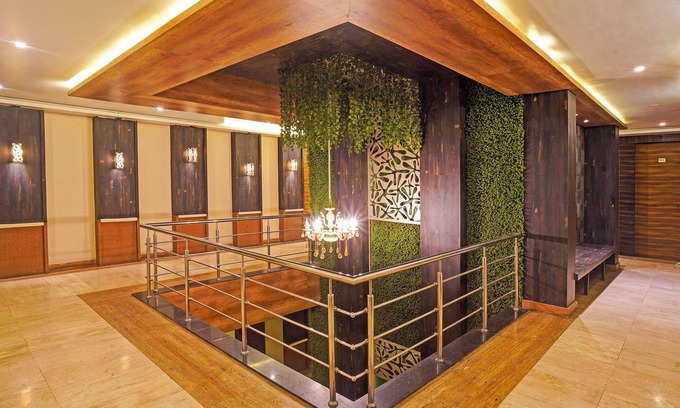 Maharana Pratap Nagar Hotel | FabHotel The Bentree - MP Nagar