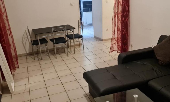 Bellevue - Le Mont - La Jomayere Apartamento | Fabuleux t3 refait à neuf avec cour intérieure
