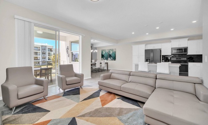 Kissimmee Condominio | Fabulous 2 Bed Condo in Storey Lake Resort-203PC