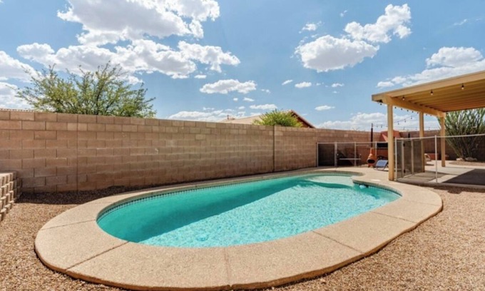 Rita Ranch Casa | Fabulous 4-bedroom house with AC and pool in Tucson