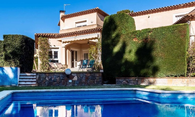 Bonmont Terres Noves Villa | Fabulosa Alba 3 : entre mar y montañas