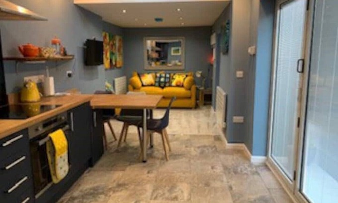 Llanybri Apartamento | Fabulous apartment for 2 in Llansteffan