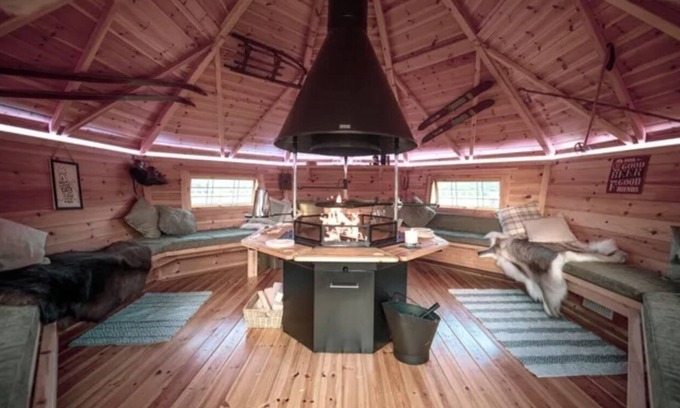 Portishead Cabina | Fabulous Bar b q Lodge