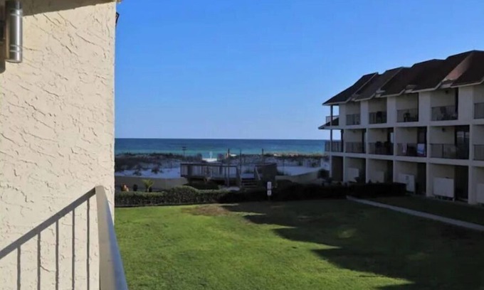 Gulf Shores Casa | Fabulous beach-front townhome, w/ pool, 2 balconies
