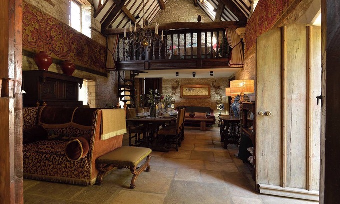 Castle Combe Casa | Fabulous Great hall in the center of Castle combe