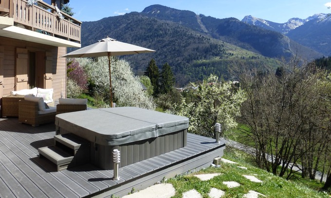 Seytroux Chalet De Esquí | Chalet Serein, fabulosa sala de estar, jacuzzi / sauna, 12 minutos Morzine