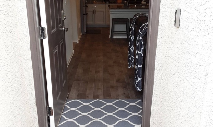 North Las Vegas Casa | Fabulous North Vegas Single-Level Townhome w/ Private Yard and BBQ.