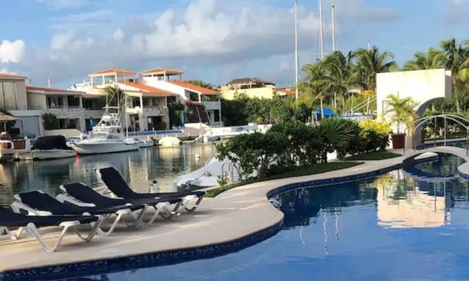 Puerto Aventuras Condominio | Fabulous Ocean Canal/Marina View-Puerto Aventuras