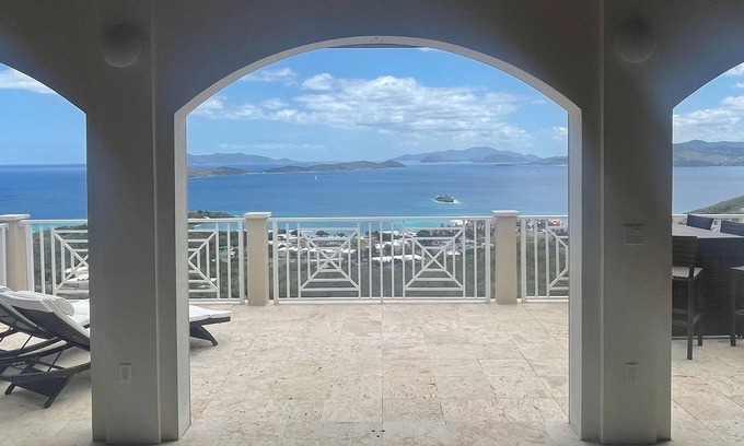 Red Hook Villa | Fabulosa vista panorámica!