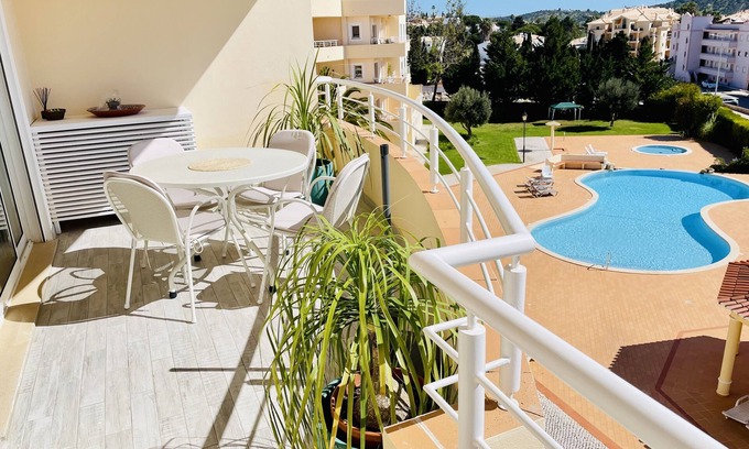 Luz Apartamento | Fabulous Renovated Apartment, Amazing Sea Views, 2 Bed, A/C, WiFi, Pool, Beach