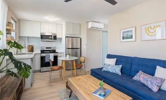 Diamond Head - Kapahulu - St. Louis Apartamento | Fabulous Renovated Honolulu Loft with A/C