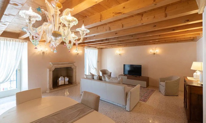 Citta Antica Apartamento | Fabulosa residencia con vistas a la Piazza Erbe