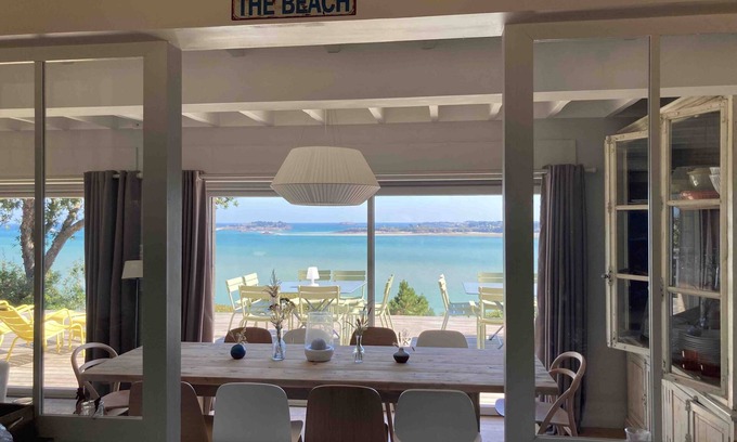 Saint-Cast-le-Guildo Villa | Villa fabulosa con vistas al mar, Escallier privada en una playa ...