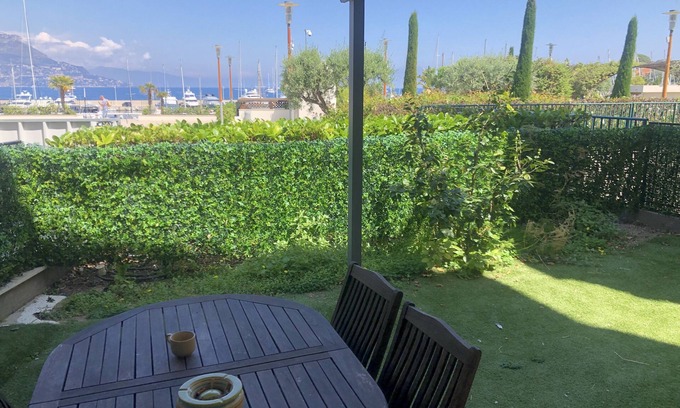 Saint-Jean-Cap-Ferrat Apartamento | Frente al mar a 2 minutos de las playas.