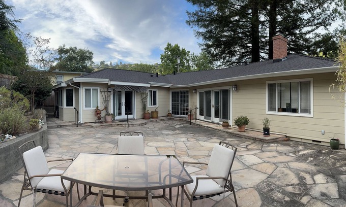 Oak Manor Casa | Fairfax Adventure Getaway