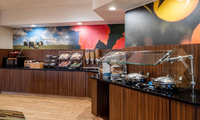 Heather Gardens Hotel | Fairfield Inn and Suites by Marriott Denver Aurora/ Medical Center